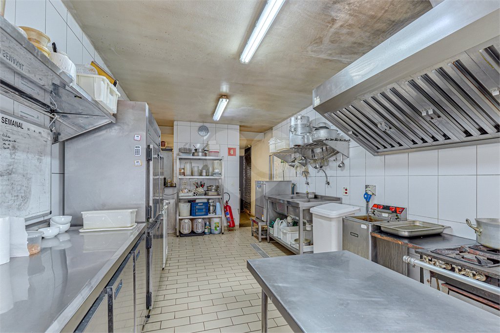Sobrado à venda com 3 quartos, sendo 1 suíte, em Chácara Santo Antônio, São Paulo, SP