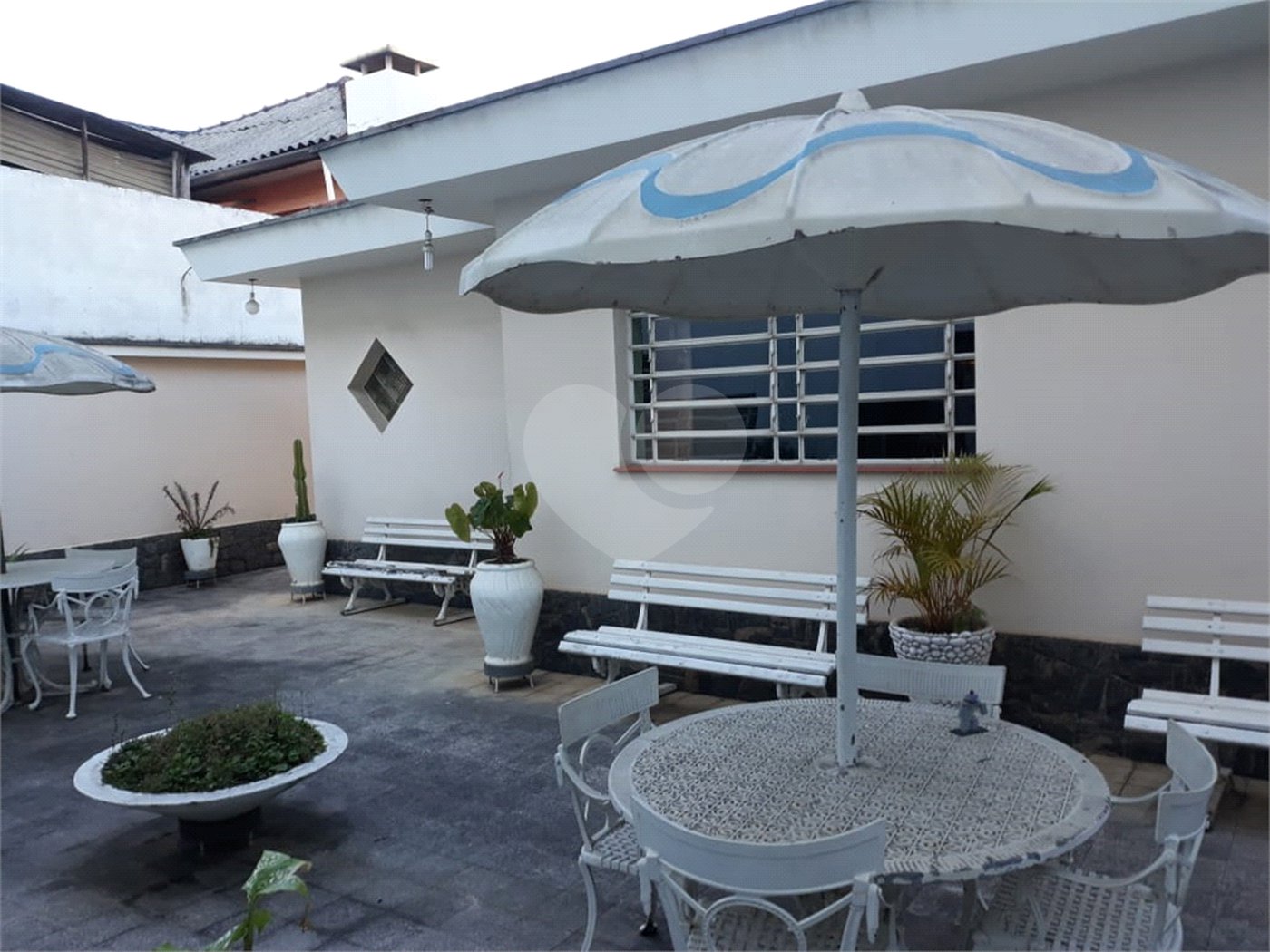 Casa à venda com 4 quartos, sendo 2 suítes, em Vila Paulicéia, São Paulo, SP