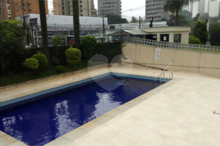 Cobertura à venda com 2 quartos, sendo 1 suíte,  em Vila Andrade, São Paulo, SP