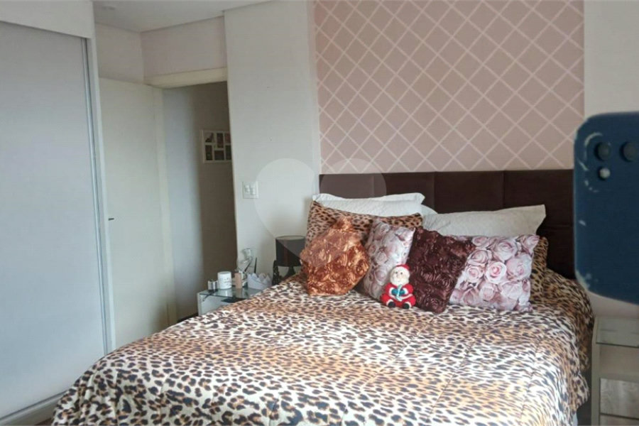 Apartamento à venda com 3 quartos, sendo 1 suíte, em Parque Novo Mundo, São Paulo, SP
