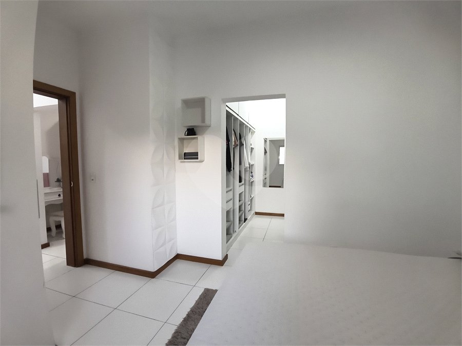 Casa à venda com 3 quartos, sendo 1 suíte,  no condomínio Ibiti Royal Park, Sorocaba - SP