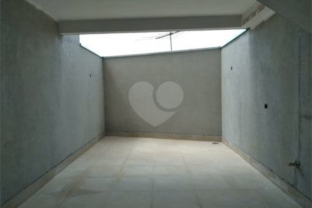 Casa à venda com 3 quartos, sendo 1 suíte, em Vila Nivi, São Paulo, SP