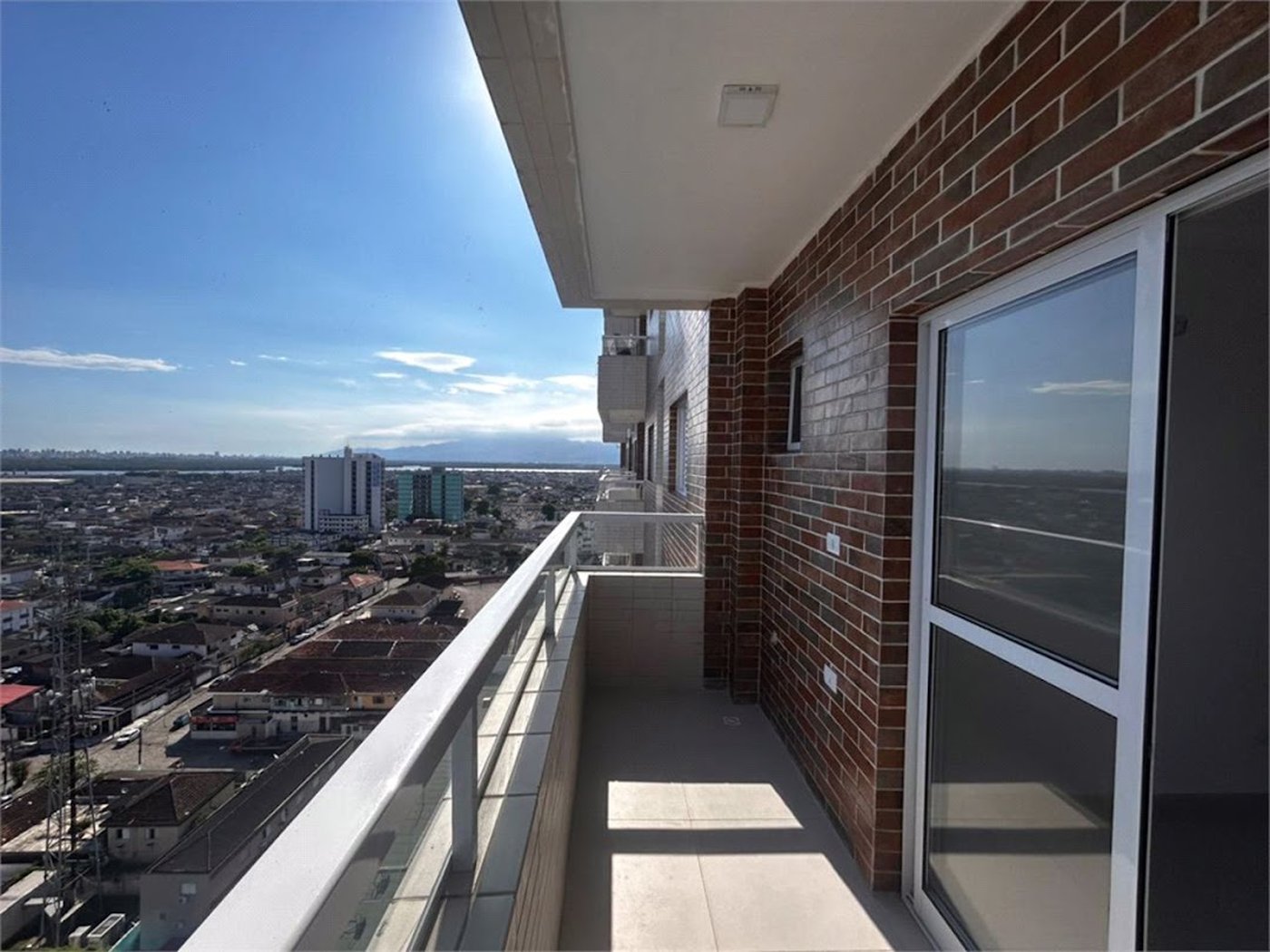Apartamento Residencial à venda, Centro, São Vicente - AP0552.