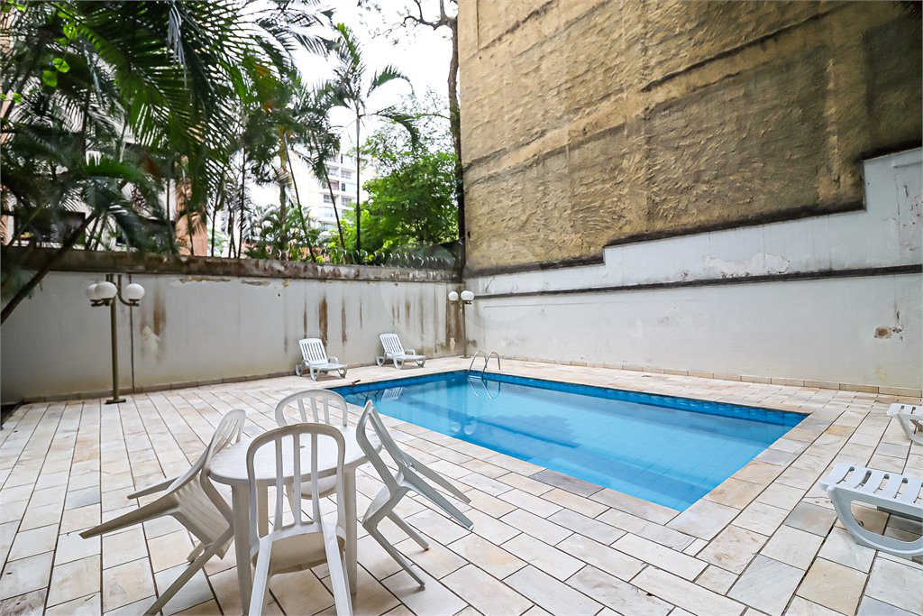 Apartamento à venda com 4 quartos, sendo 2 suítes, em Vila Morumbi, São Paulo, SP