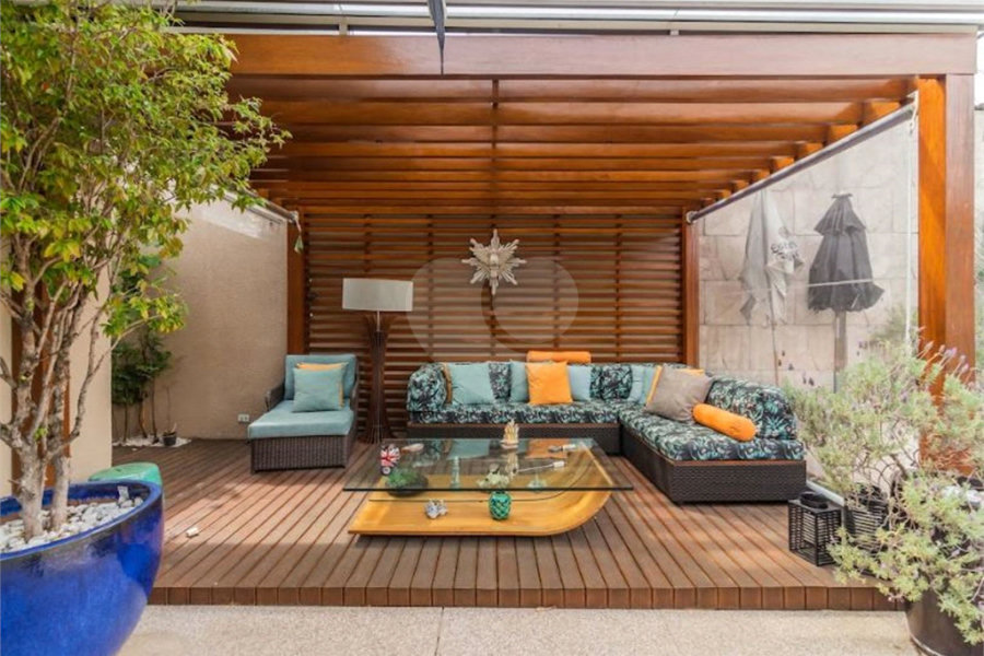 Casa à venda com 4 suítes em Horto, São Paulo, SP