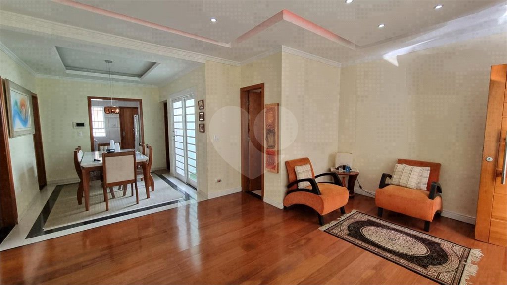 Casa à venda com 3 suítes em Jardim Trussardi, São Paulo, SP