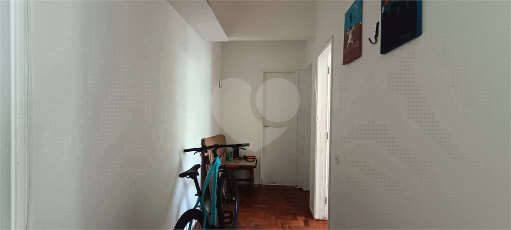 Apartamento à venda com 2 quartos, sendo 1 suíte, em Lagoa, Rio de Janeiro, RJ