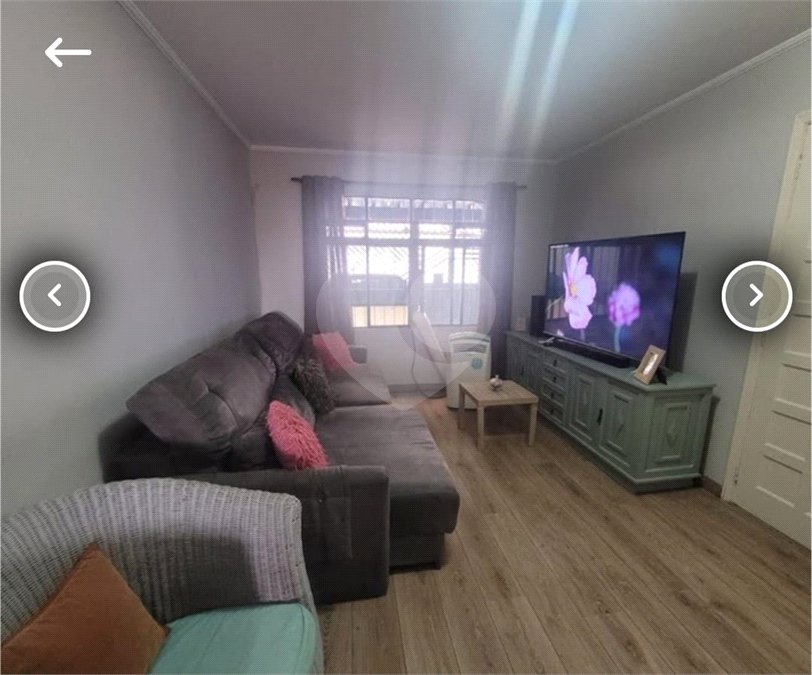 Sobrado à venda com 3 quartos em Vila Nova Alba, São Paulo, SP