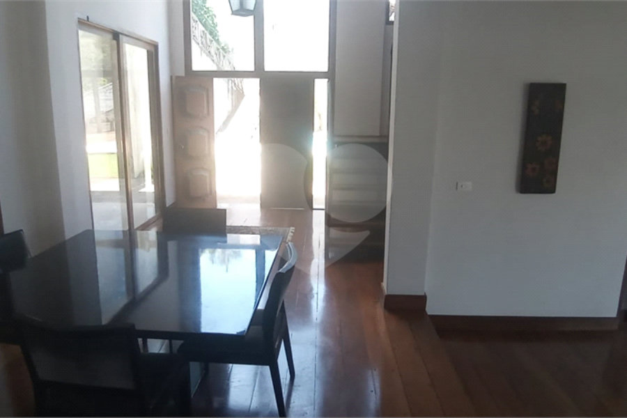 Casa à venda com 5 quartos, sendo 1 suíte, em Roseira, Mairiporã, SP