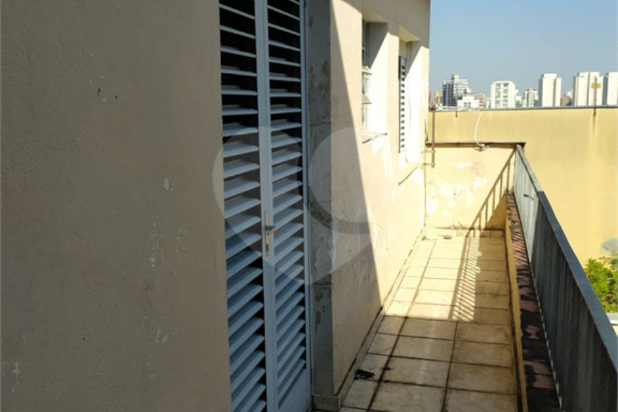 Sobrado à venda com 3 quartos em Vila Santa Clara, São Paulo, SP