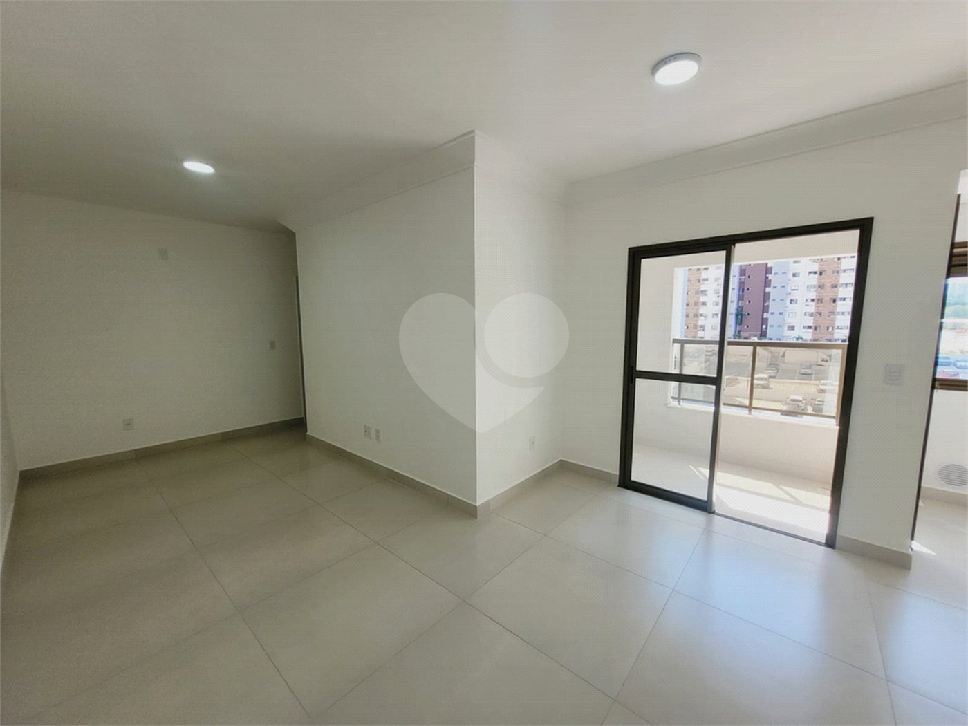 Apartamento para alugar com 2 quartos, sendo 1 suíte, em Jardim Santiago, Indaiatuba, SP