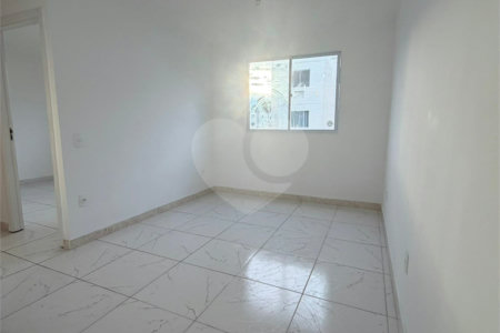 Apartamento à venda com 2 quartos em Guaratiba, Rio de Janeiro, RJ