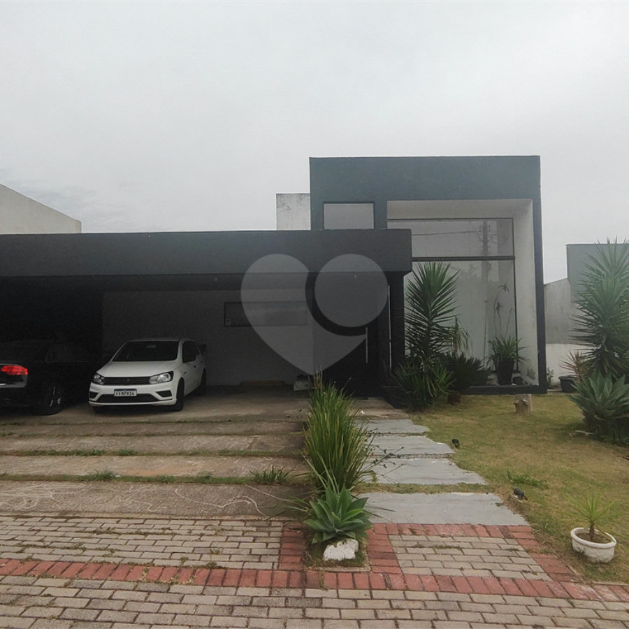 Casa à venda com 3 suítes em Jundiaizinho (terra Preta), Mairiporã, SP