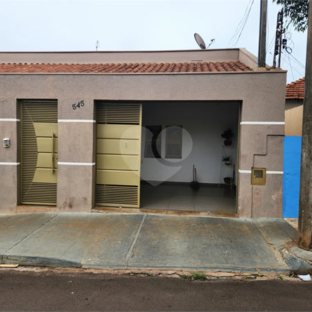 Casa à venda com 5 quartos, sendo 4 suítes, em Jardim do Carmo, Araraquara, SP
