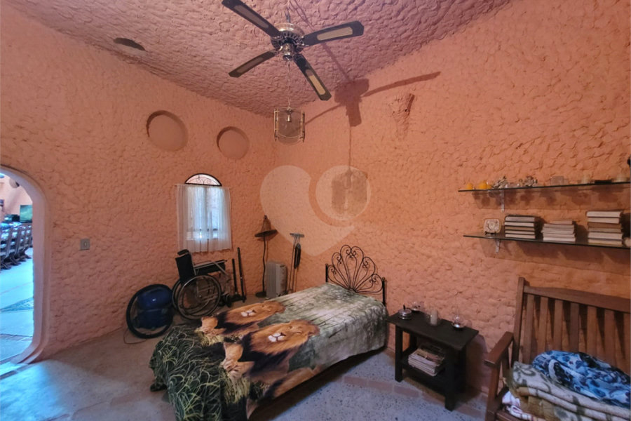 Casa à venda com 2 suítes no condomínio Associação Reserva das Hortênsias, Mairiporã - SP