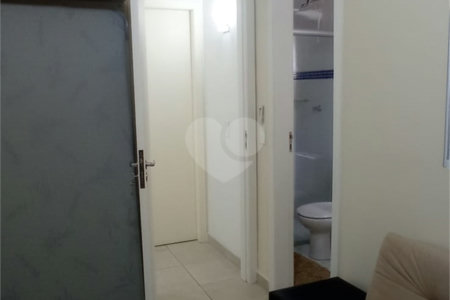 Casa à venda com 2 suítes no condomínio Residencial Pavoni I, São Paulo - SP