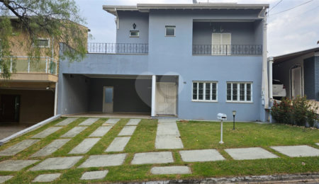 Casa para alugar com 4 quartos, sendo 2 suítes,  no condomínio Portal de Itaici, Indaiatuba - SP