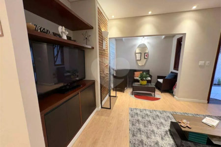 Casa à venda com 2 quartos em Vila Galvão, Guarulhos, SP