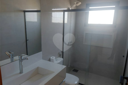 Casa à venda com 4 quartos, sendo 3 suítes, em Ogiva, Cabo Frio, RJ