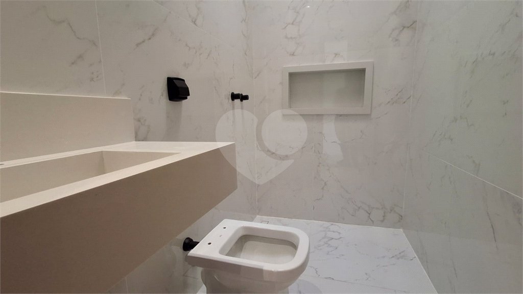 Casa à venda com 3 quartos, sendo 1 suíte,  no condomínio Horto Florestal 1, Sorocaba - SP