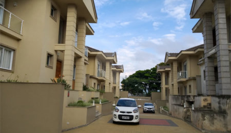 Casa à venda com 4 suítes no condomínio Villagio Di Modena, São Paulo - SP