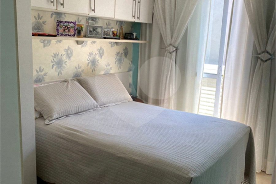 Casa à venda com 2 suítes no condomínio Real Iraci, São Paulo - SP