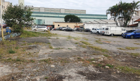 Terreno à venda em Santo Amaro, São Paulo, SP
