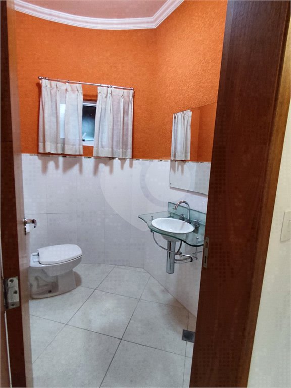 Casa à venda com 3 suítes no condomínio Shamballa II, Atibaia - SP