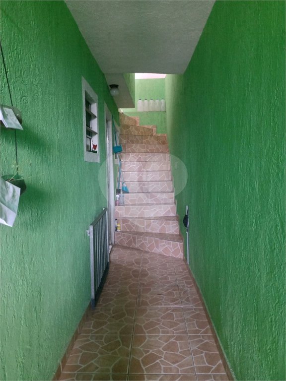 Sobrado à venda com 6 quartos em Horto, São Paulo, SP