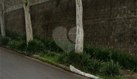 Terreno à venda no condomínio Jd Leonor, São Paulo - SP
