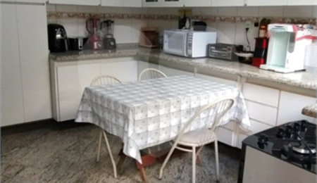 Casa à venda com 3 quartos, sendo 1 suíte, em Santana, São Paulo, SP
