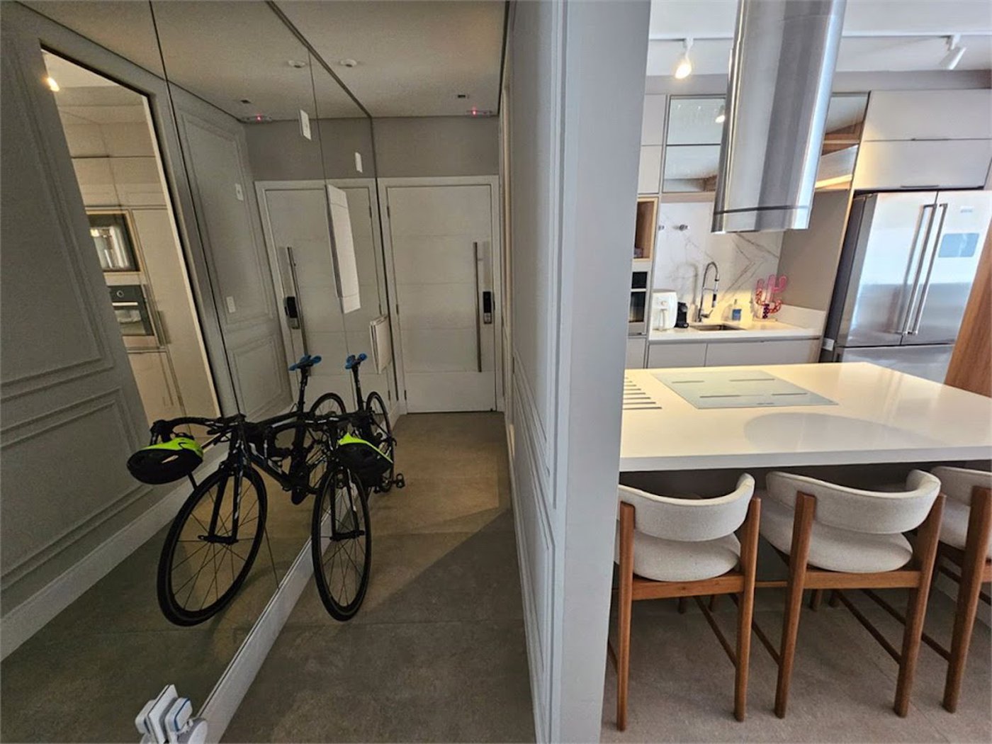 Apartamento com 2 dormitórios para alugar, 100 m² por R$ 12.500,02 - Aparecida - Santos/SP