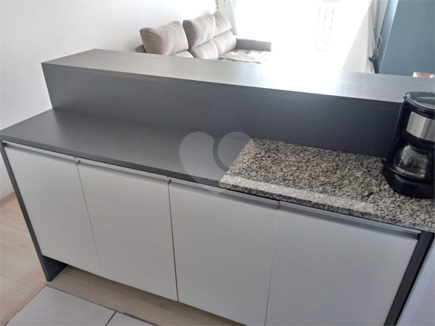 Apartamento à venda com 3 quartos, sendo 1 suíte,  em Vila Praia, São Paulo, SP