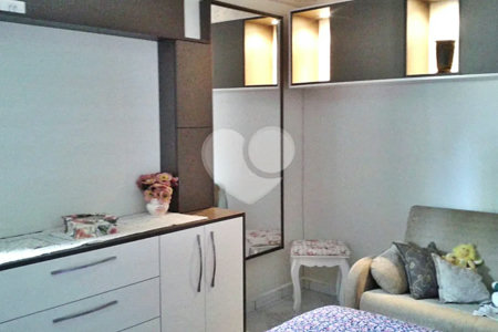Sobrado à venda com 2 quartos em Parada Inglesa, São Paulo, SP