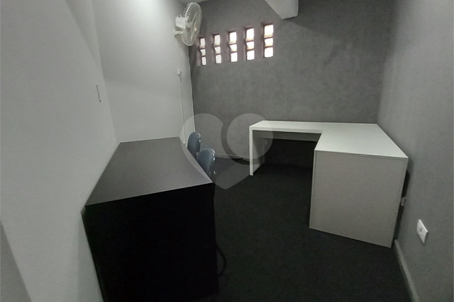 Sobrado à venda com 4 quartos, sendo 1 suíte, em Tremembé, São Paulo, SP