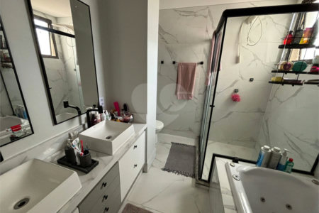 Apartamento à venda com 3 quartos, sendo 2 suítes, em Pico do Amor, Cuiabá, MT