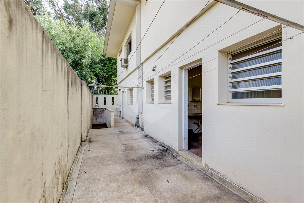 Casa à venda com 4 quartos, sendo 3 suítes, em Jardim Marajoara, São Paulo, SP