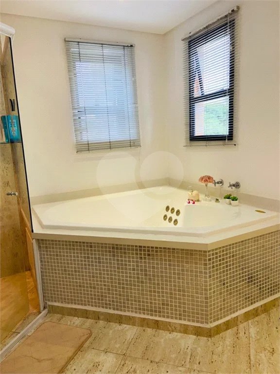 Apartamento com 170m² , 2 dormitórios , sendo 2 suítes , 3 vagas , à venda no bairro Jardim , em Santo André.