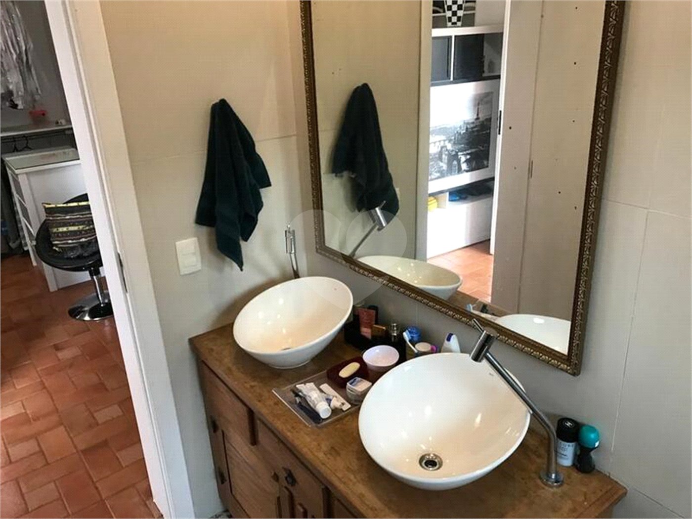 Casa de Vila à venda com 3 quartos, sendo 1 suíte,  em Cidade São Francisco, São Paulo, SP