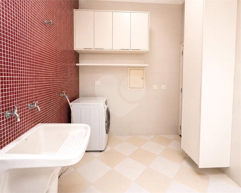 Casa à venda com 4 suítes no condomínio Tivoli, Sorocaba - SP