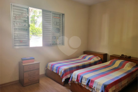 Casa de Vila à venda com 3 suítes em Jardim Prudência, São Paulo, SP