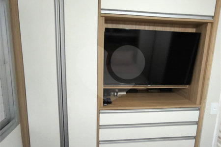 Apartamento à venda com 3 quartos, sendo 1 suíte, em Campo Grande, São Paulo, SP