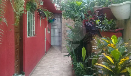 Sobrado à venda com 3 quartos no Brasilândia, São Paulo, SP