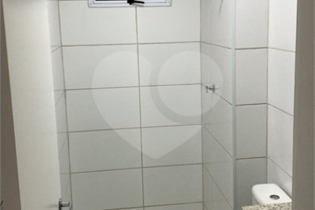 Apartamento à venda com 2 quartos, sendo 1 suíte,  em Jardim dos Manacás, Araraquara, SP
