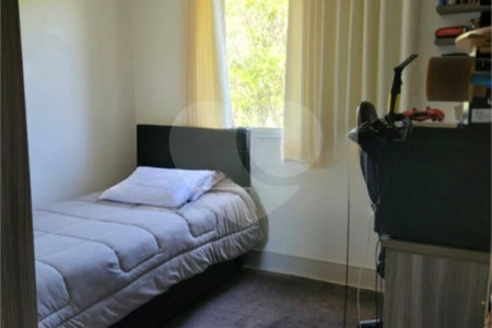 Casa à venda com 3 quartos, sendo 1 suíte, no condomínio Terrara, São Paulo - SP