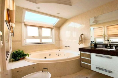 Casa à venda com 4 suítes no condomínio Granja Olga II, Sorocaba - SP