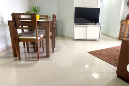 Apartamento à venda com 3 quartos, sendo 1 suíte, em Sítio Pinheirinho, São Paulo, SP