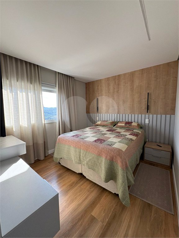 Apartamento à venda com 3 quartos, sendo 1 suíte, em Vila Mogilar, Mogi das Cruzes, SP