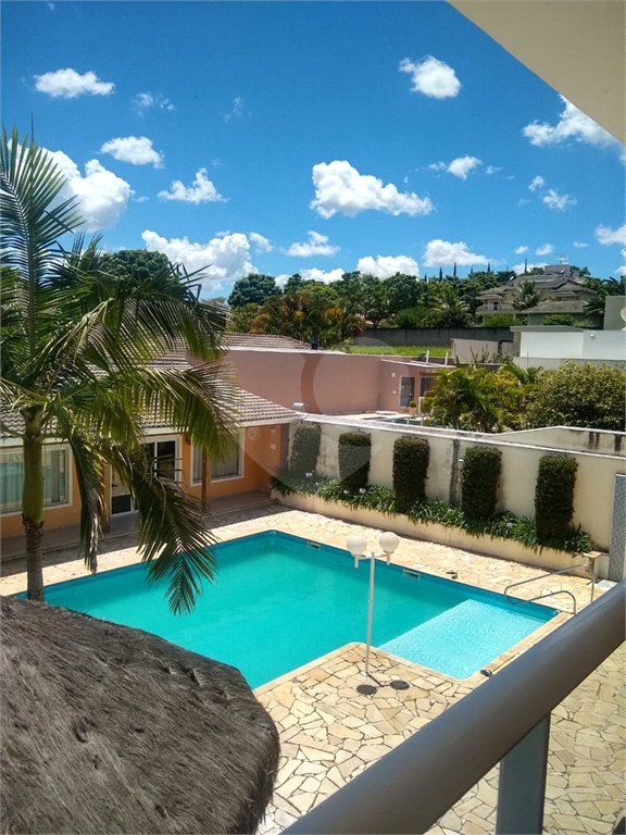 Casa à venda com 5 quartos, sendo 4 suítes,  no condomínio Parque Shambala, Atibaia - SP