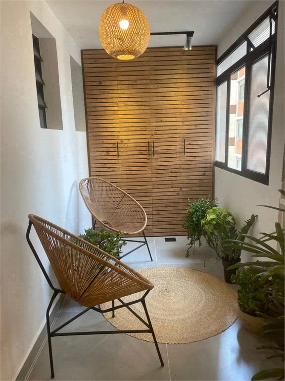 Apartamento à venda com 2 suítes em Pinheiros, São Paulo, SP